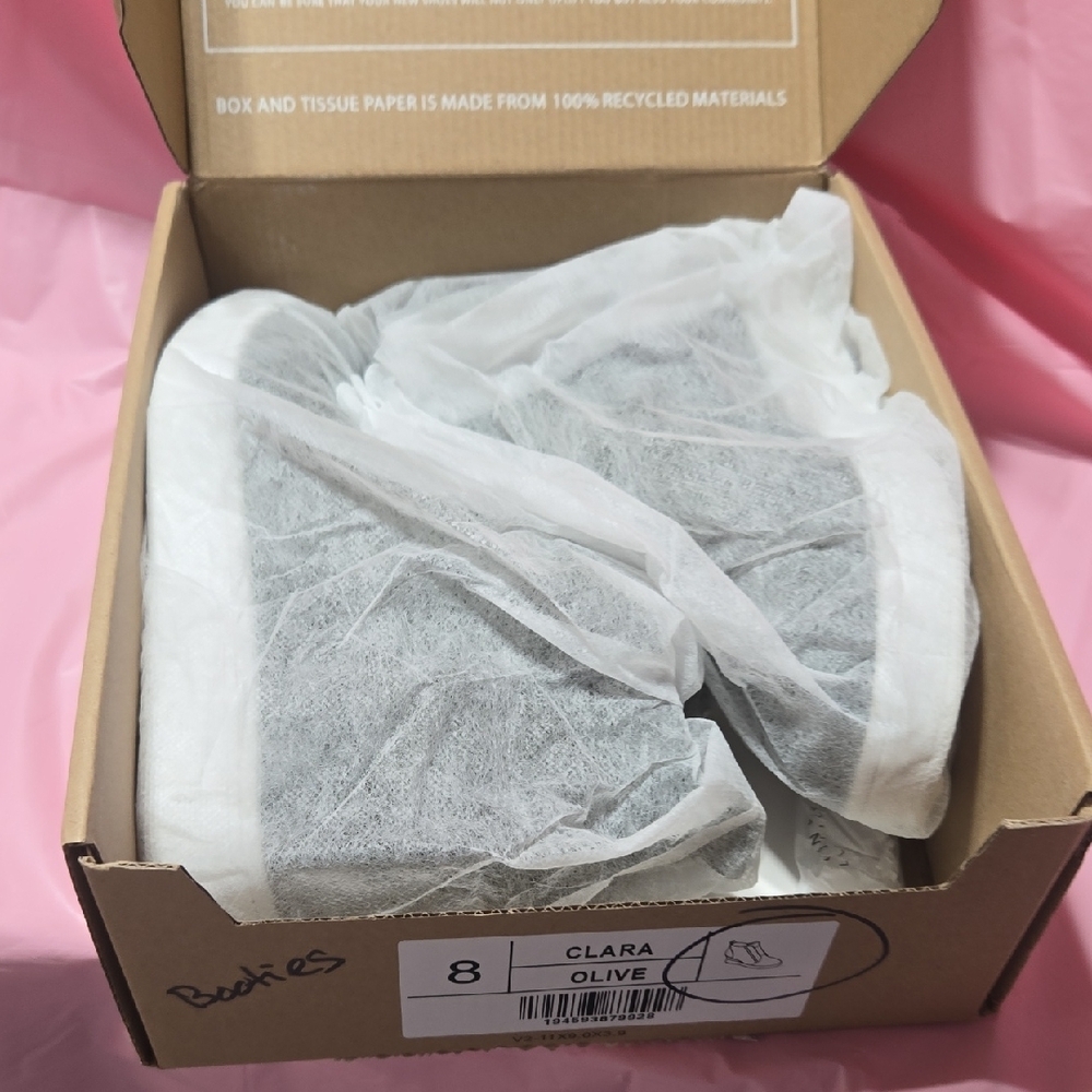 Journee Clara Women's Wedge Sneakers - Picture 10 of 10